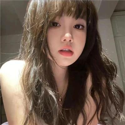 接近无限的白